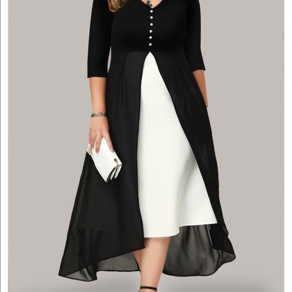 Black and white maxi dress.  Brand new never worn I. Excellent condition. - Picture 4 of 5